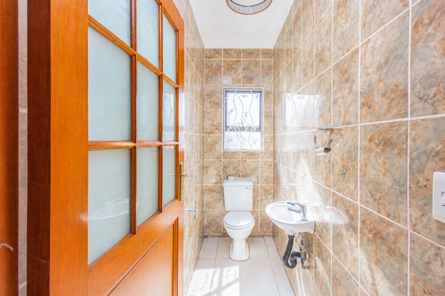 3 Bedroom Property for Sale in Birdwood Estate North West